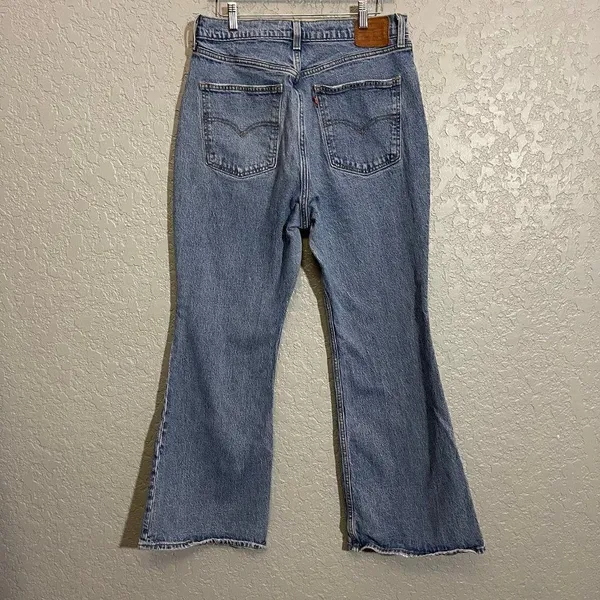 Levi’s 70’s High Flare Jeans 32x30 - Image 5