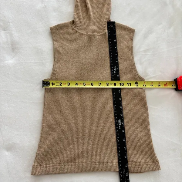 Vintage Apt 9 Sleeveless Turtleneck M Gold Metallic Ribbed Tuscan Mom Y2K Glam - Image 4
