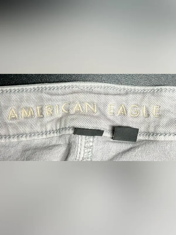 American Eagle Plus Size 18 Straight Leg Cream Color Jeans - Image 2