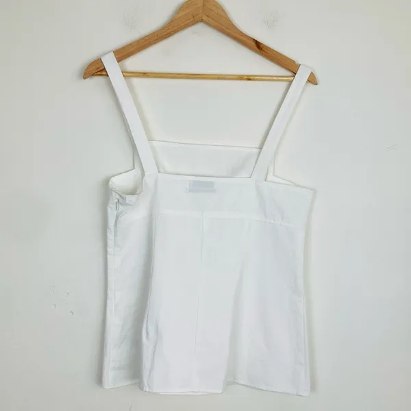 Urban Outfitters NWT apron style white cotton tank top. Size medium. - Image 4