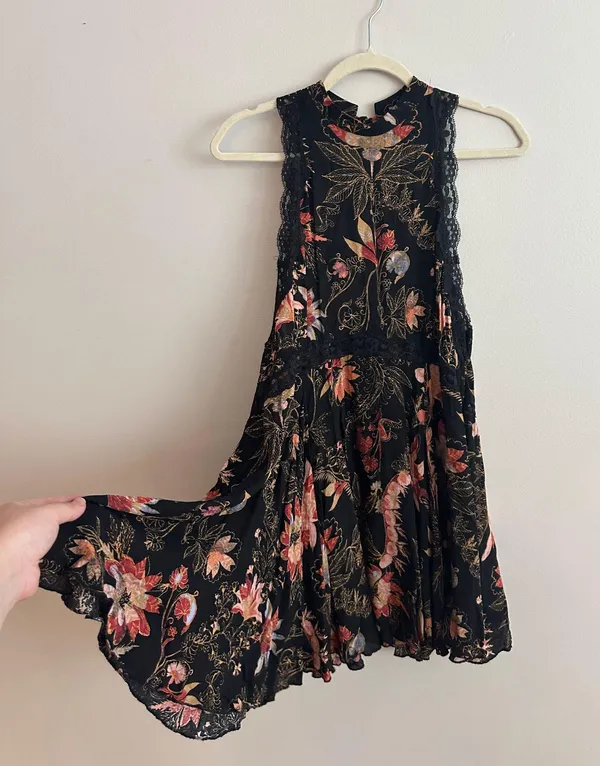 Free People She Moves Slip Dress Black Floral Lace - Image 8