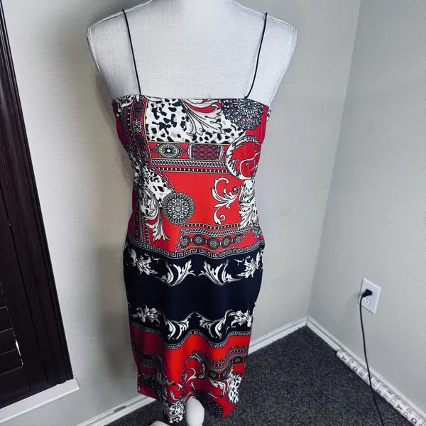 SheIn Baroque Red Black Sleeveless Dress Size S Knee Length Bodycon Stretchy - Image 2