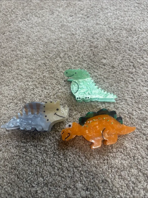 Urban Outfitters Set of 3 Dinosaur Hair Clips - Image 4