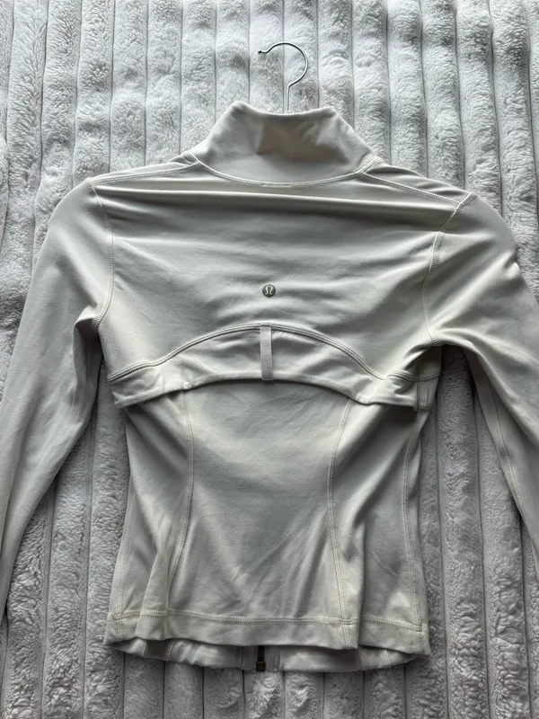 White and gold lululemon define jacket cropped - Image 2