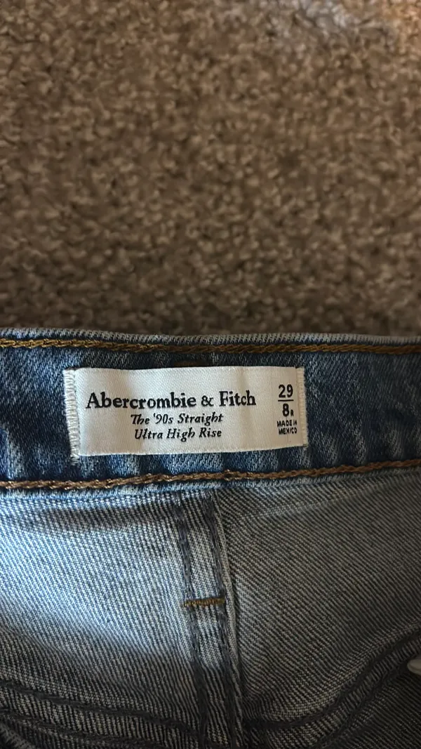 Abercrombie Curve Jeans - Image 3