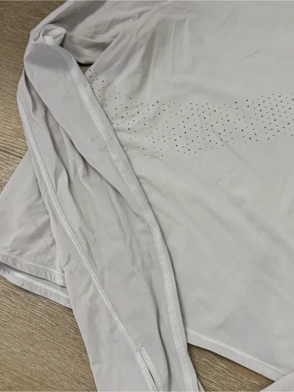 Lululemon Strong Rays Long Sleeve Top UV Protection - Image 3