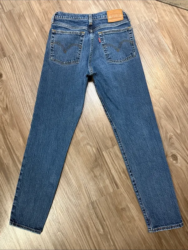 Levi’s Premium Wedgie Icon Fit Ankle Jeans 25 Salsa Step Big E $98 - Image 5