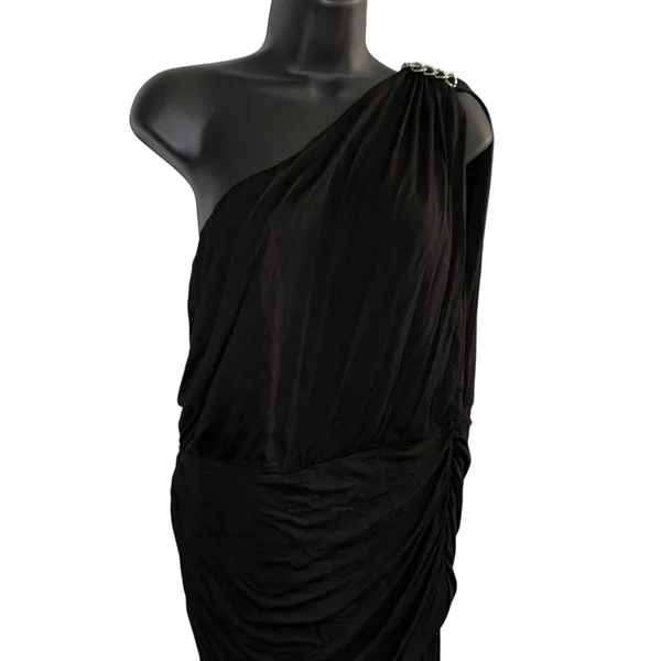 Venus off shoulder chain detail jumpsuit - Image 4