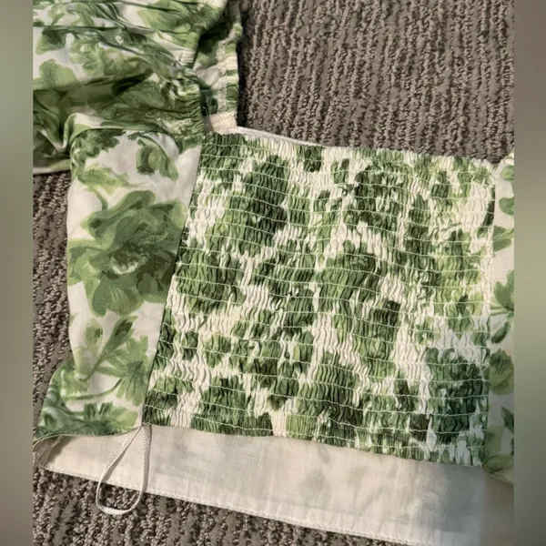 Abercrombie & Fitch Cropped Floral Top - Image 8