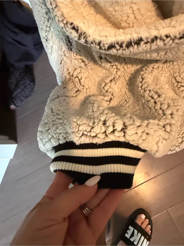 Cream Sherpa Zip-Up Hoodie Jacket - Image 4