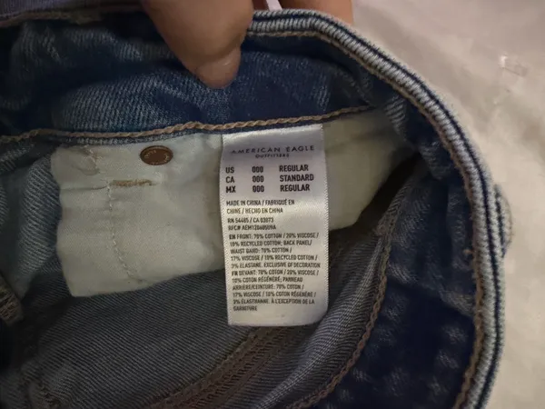 American Eagle Jeans - Image 2