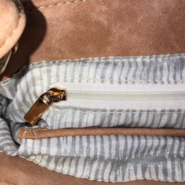 Bloggers favorite tan vegan boho crossbody bag - Image 9
