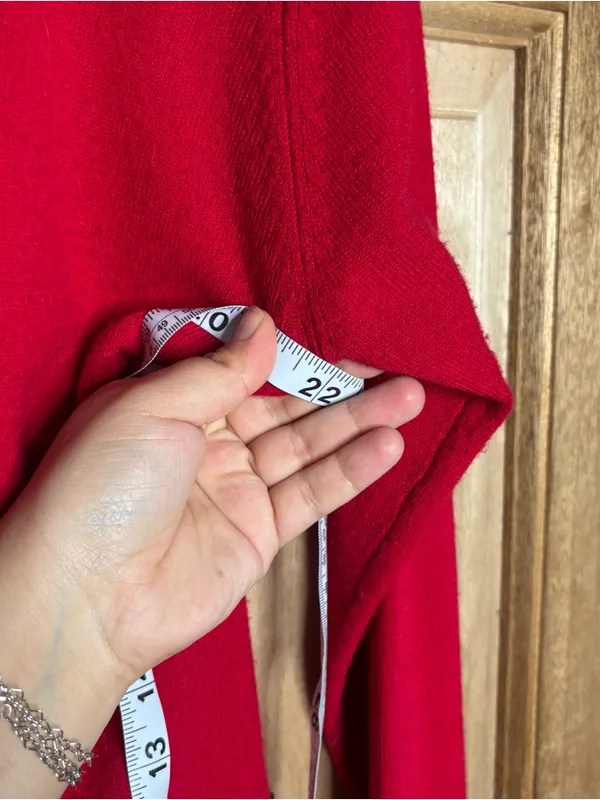 Red Embellished Women's Sweater Cardigan size M - Image 4