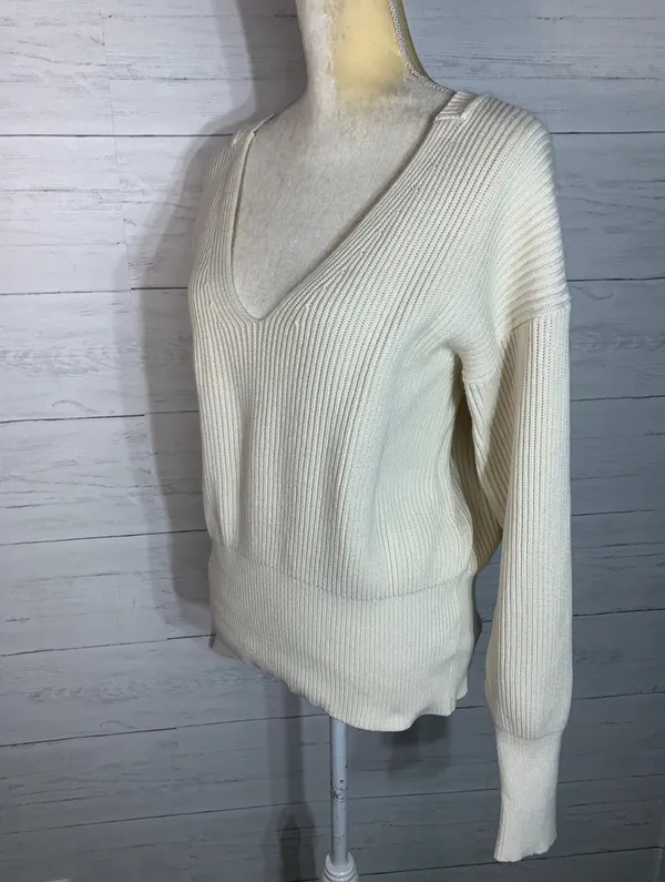 Free People V Neck beige cotton blend womens sweater size S - Image 2
