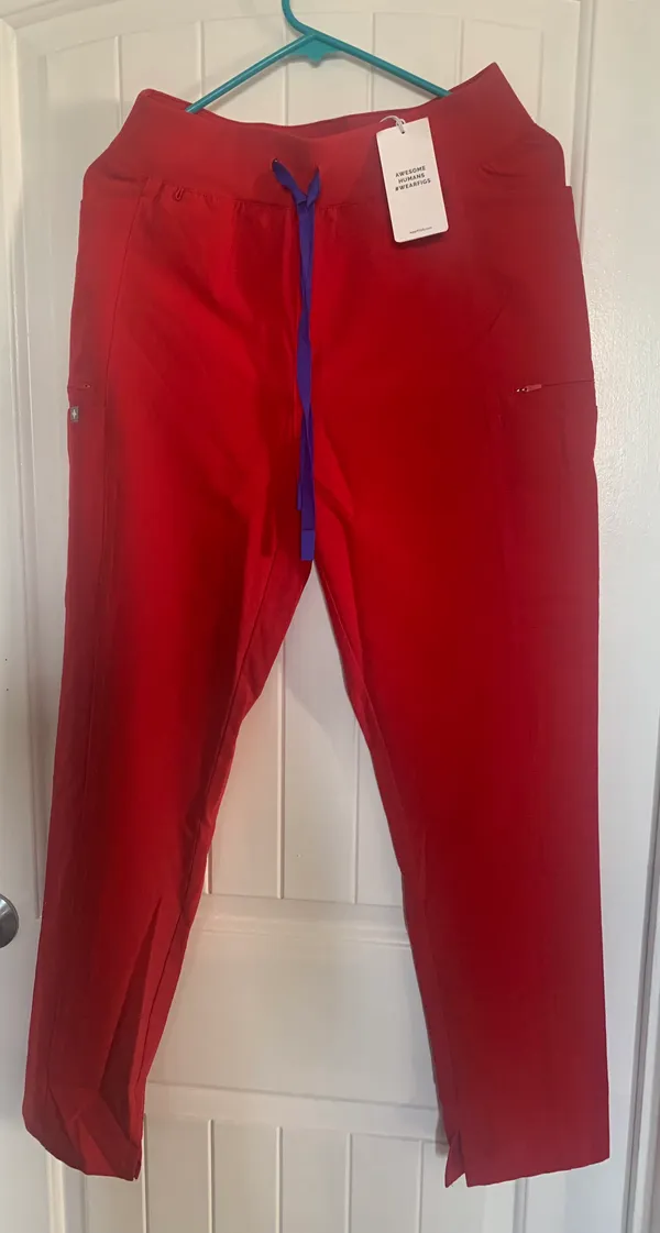 FIGS MAYFAIR SCRUB PANTS - Image 9