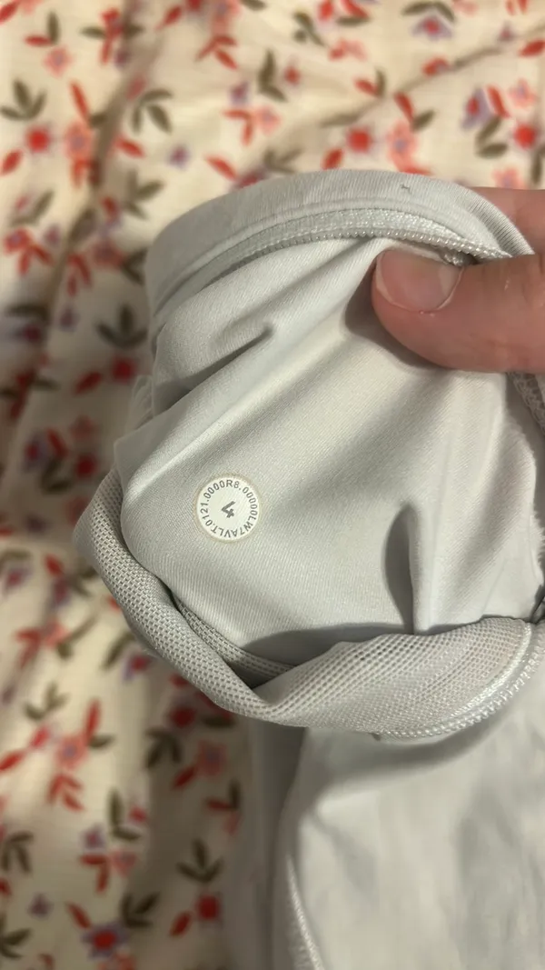 Lululemon Speed Up Shorts - Image 4