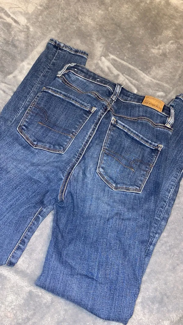 American Eagle Outfitters Skinnies - Image 2