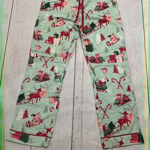 Christmas green two piece pajama set - Image 2