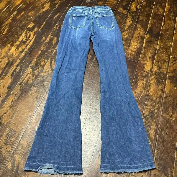 Kancan flared trendy normcore stretchy 3/25 jeans - Image 4