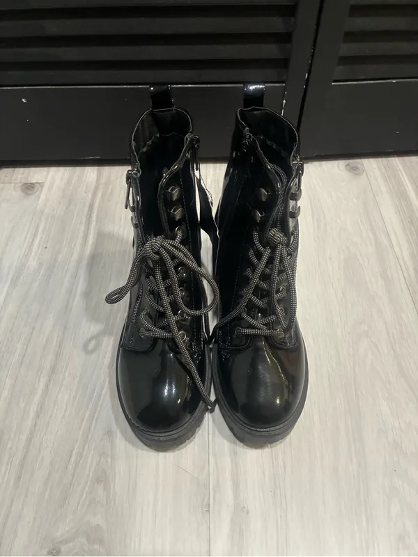 Women's Black‎ Patent Lace-Up Ankle Boots with Side Zip - Image 5
