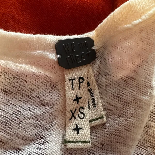 NWOT‎ FREE PROPLE white t shirt wide bottom size Xs - Image 3