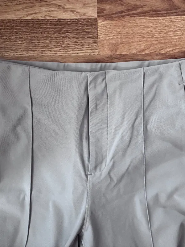 Vuori Meta Wideleg Pant - Size L - Vapor Gray - Image 5