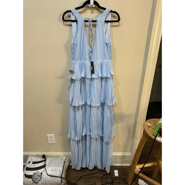 Lulus "Tiered Gown Pleated" in Ice Blue Size Large Gown Double V Neck - Image 3