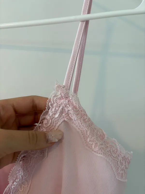 Pink lace flowy tank - Image 2