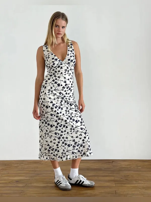 NWT Motel Gabriela Midi Cream Floral Dress Size XS - Image 3