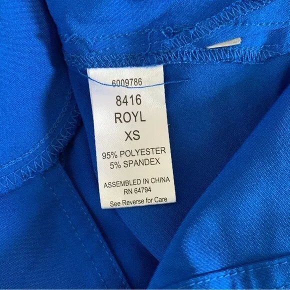 MedCouture Blue Scrub Top XS Stretch V‎ Neck Workwear Nurse Uniform Essential - Image 4