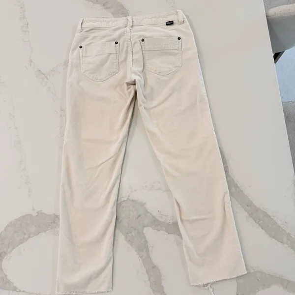 Patagonia Fitted Cropped Corduroy Pants Raw Hem Women’s 28 Bleached Stone Cotton - Image 6