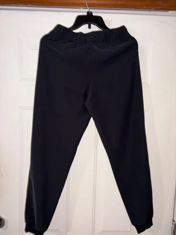 moringtraffic Lululemon On The Fly Jogger Black size 2 - Image 2