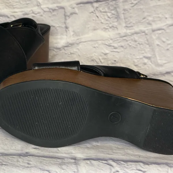 Universal Threads Black Platform Wedges - Image 3