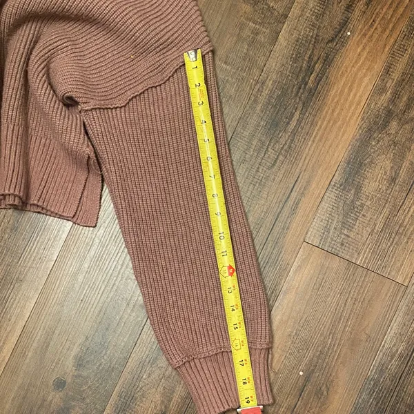 Cozy Brown Women's Cardigan Size L - Image 11