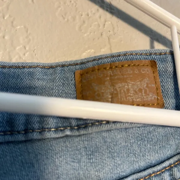 Levi's Y2K Vintage Blue Skinny Jeans with Slim Fit Straight leg SZ 26/30 Denim - Image 9