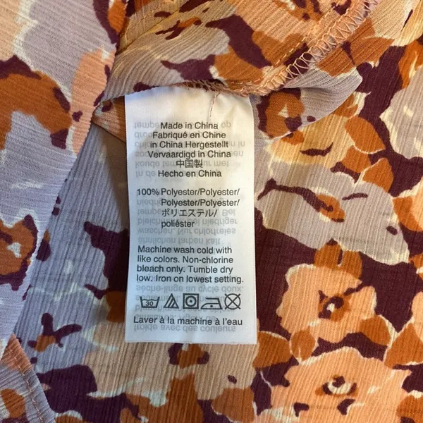 Madewell Smocked Mockneck Top in Floral Breeze Size Medium - Image 8
