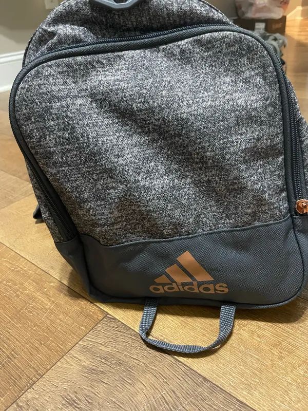 adidas grey and rose gold duffel bag - Image 3