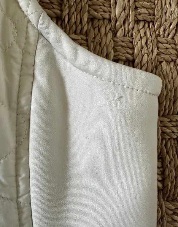 L.L.Bean Women’s S Ivory Thinsulate Vest Full Zip Pockets Lined Solid - Image 4
