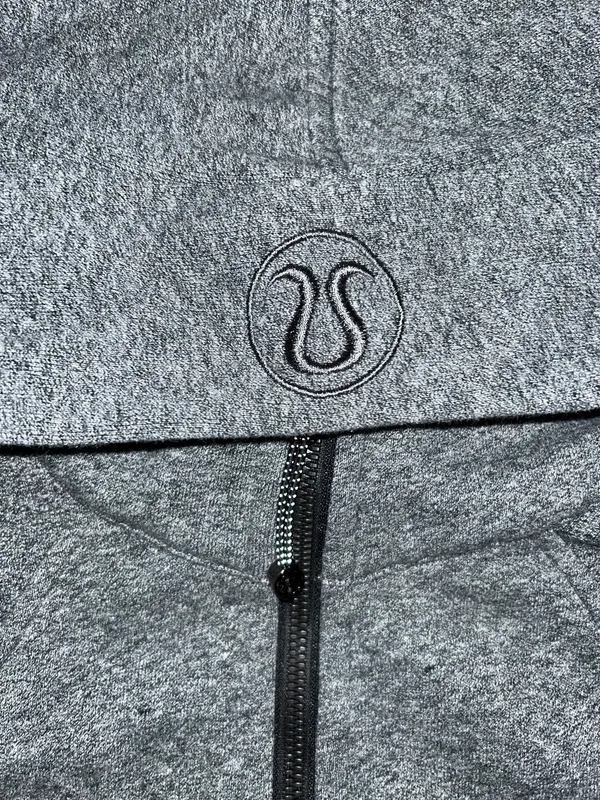 Lululemon Dark Heather Grey Scuba - Image 4