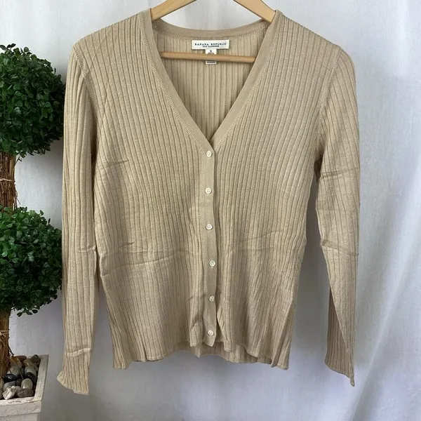 Banana Republic Cream Tan Ribbed Button Front Long Sleeve Cardigan Sweater Top S - Image 2