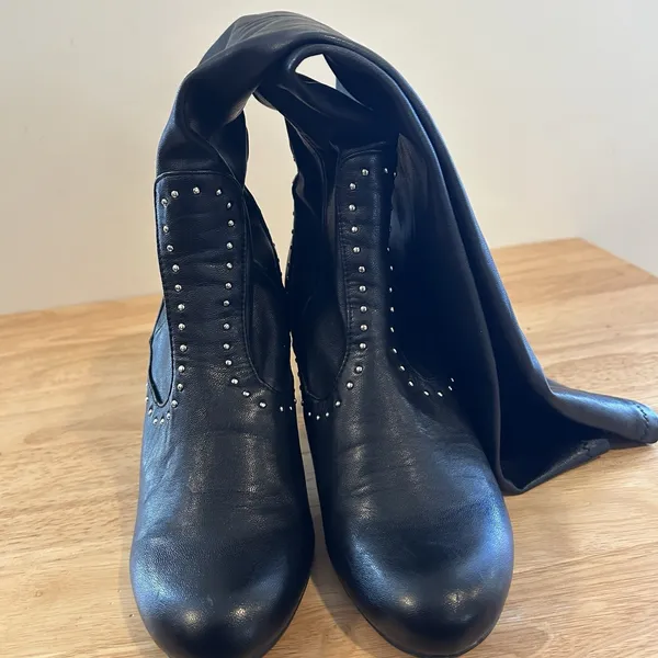 franco sarto the artists collection silver studded black boots 5.5 Sleek Chic‎ - Image 8