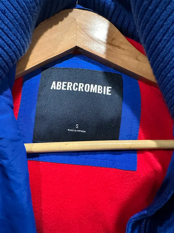 Abercrombie & Fitch Y2K vintage winter coat size small - Image 2