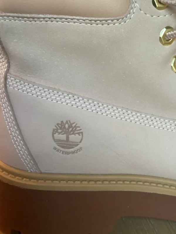 Timberland Stone Street 6" Water Resistant Platform Boots, size 9, NWOT Display - Image 11