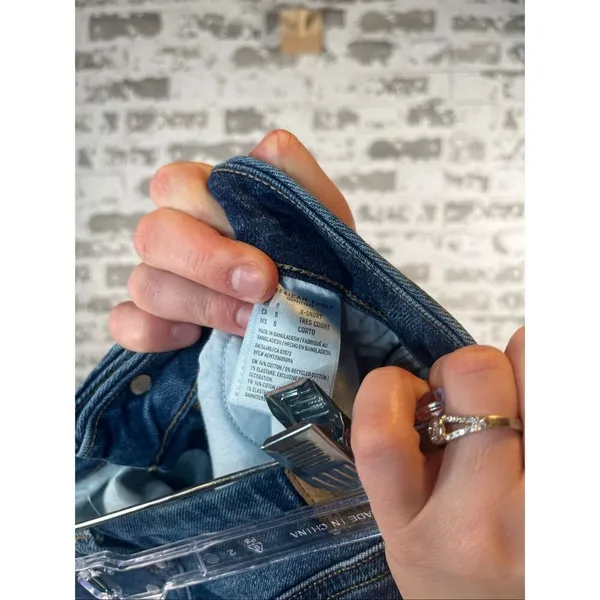 American Eagle | women Curvy mom jeans x-short denim jeans - Image 2