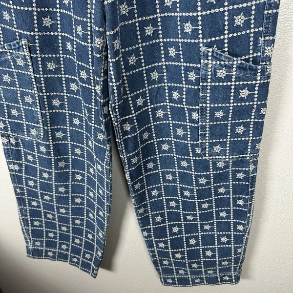 Damson Madder Drew Embroidered Cargo Jeans Womens 10 Straight Leg‎ Medium Wash - Image 3