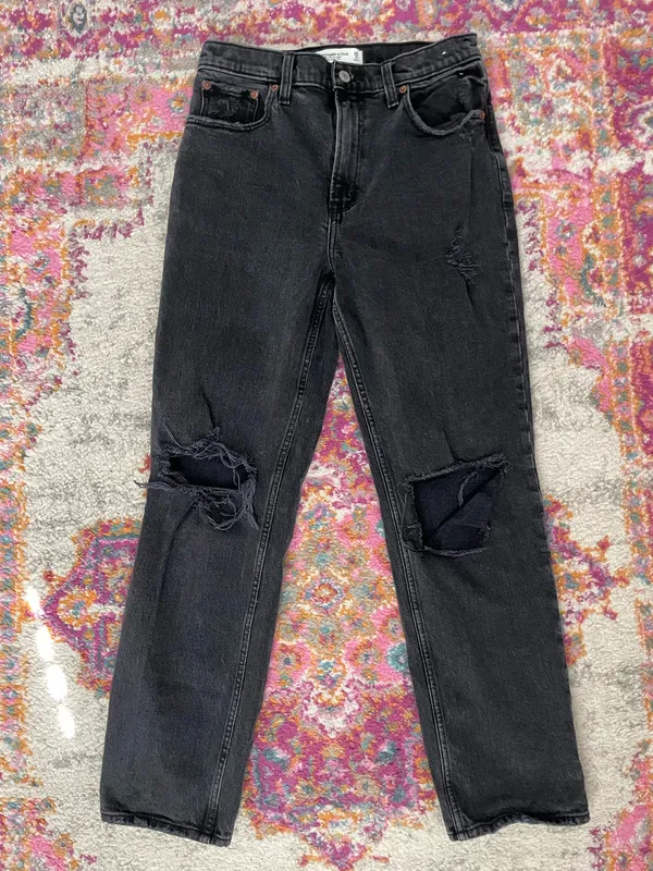 Abercrombie The 90s Straight Ultra High-Rise - Image 2