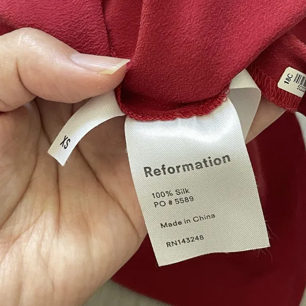 Reformation Silk Cami Tank Top v neck womens Red (xsmall) minimalist going out - Image 6