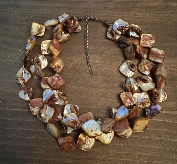 Triple Strand Abalone Shell Necklace Brown - Image 2