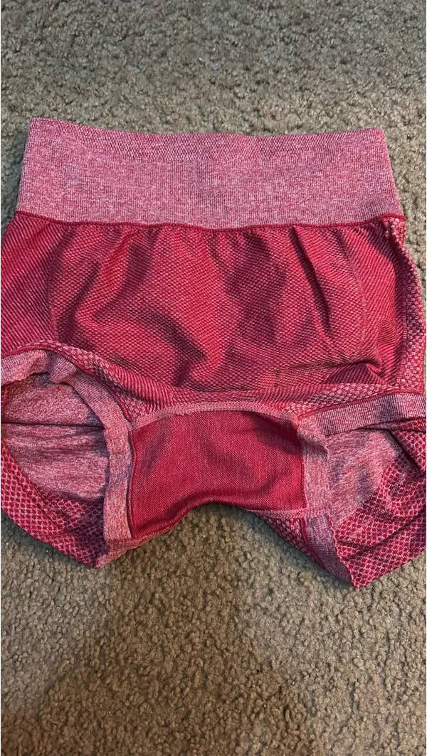 Pink biker shorts Size M - Image 4