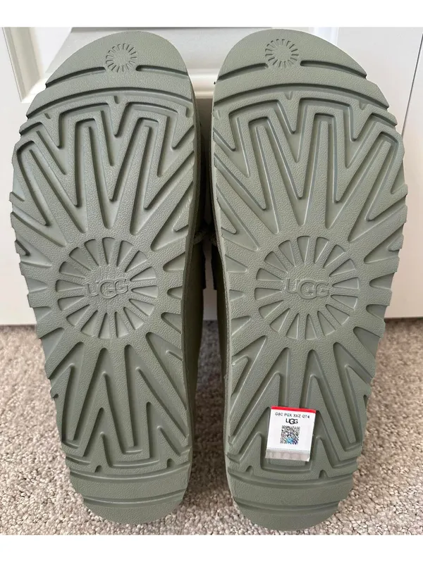 UGG Goldenstar Platform Slide Sandal Shaded Clover Green New Women's 11 / EU 42 - Image 7